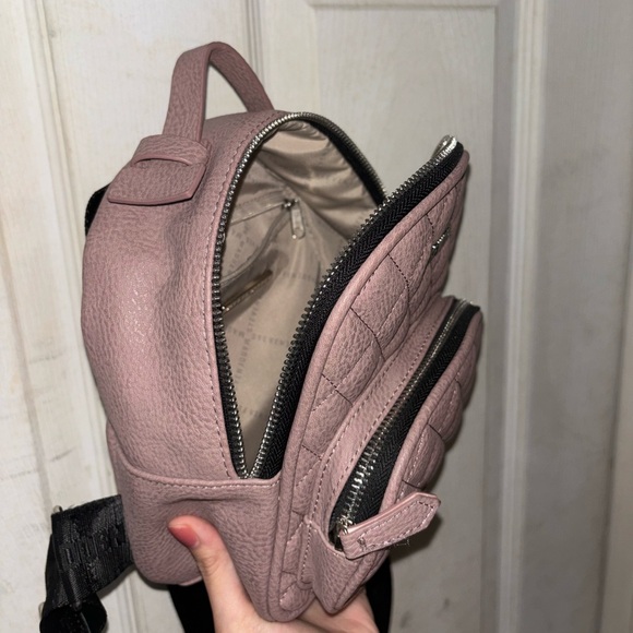 STEVE MADDEN MINI BACKPACK 🎒 - Picture 3 of 3